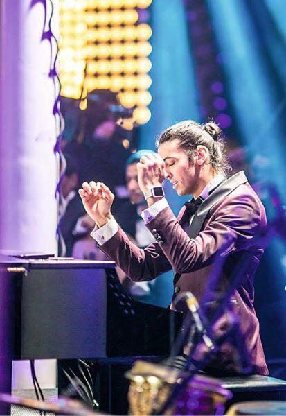 فيديو حضور حفل dmc tvيتفاعلون مع مقطوعات مصطفي الحلواني 