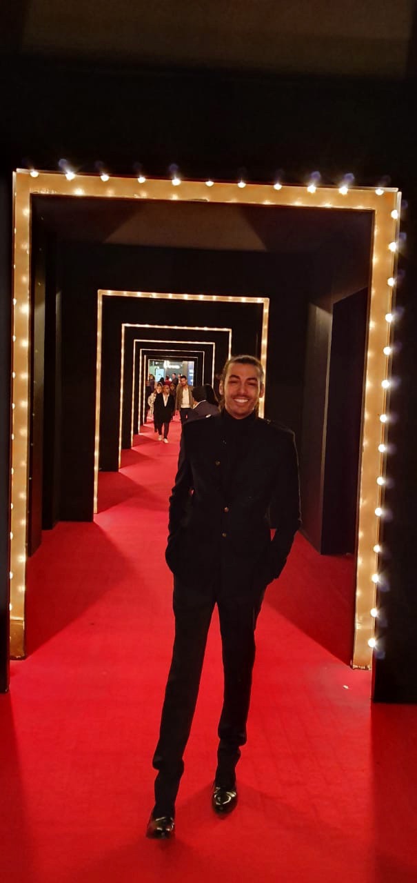 تكريم يوسف الشريف و أمينة خليل في مهرجان فنون السينيمائي 