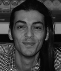 من هو مصطفي الحلواني